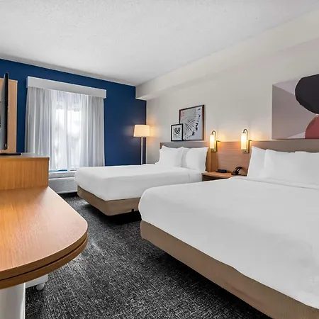 Spark By Hilton Hershey Near The Park Exterior photo