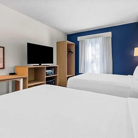 Spark By Hilton Hershey Near The Park Exterior photo