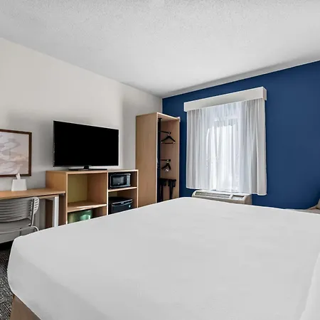 Spark By Hilton Hershey Near The Park Exterior photo
