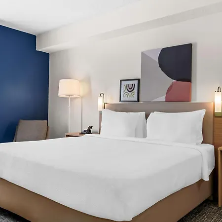 Spark By Hilton Hershey Near The Park Exterior photo